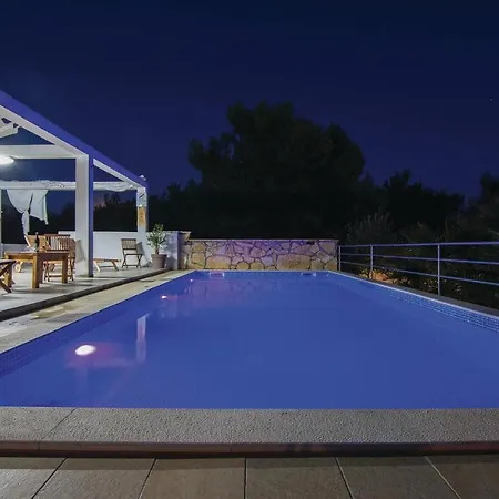 One-bedroom In Lejlighed *