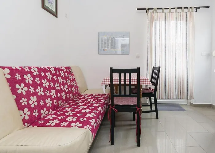 Apartament One-bedroom In Vir
