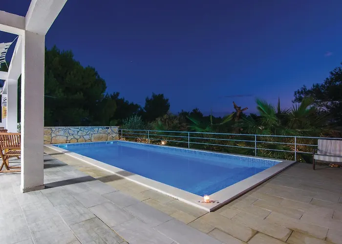 Apartament One-bedroom In Vir